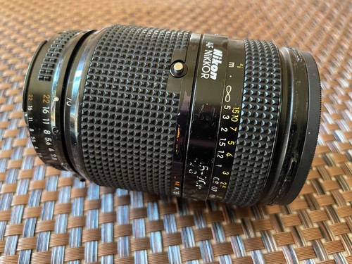 Nikon nikkor 70mm f2 8 - af, f2.8